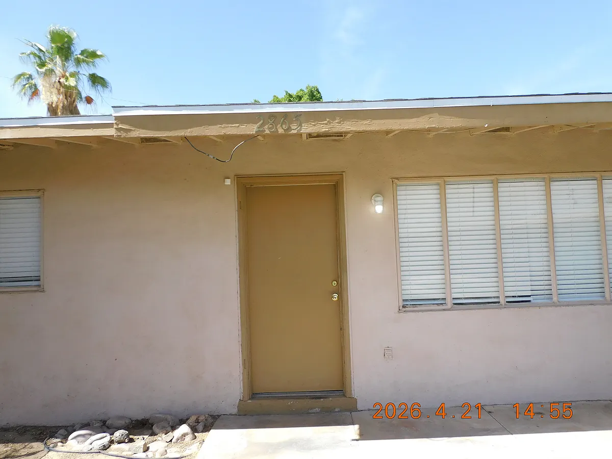 Building Photo - 2865 S 1st Ave