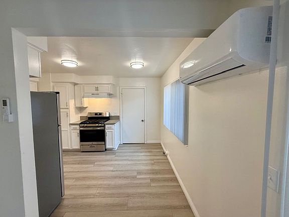 4th image of 11808-11818 Lansdale Ave #11816B