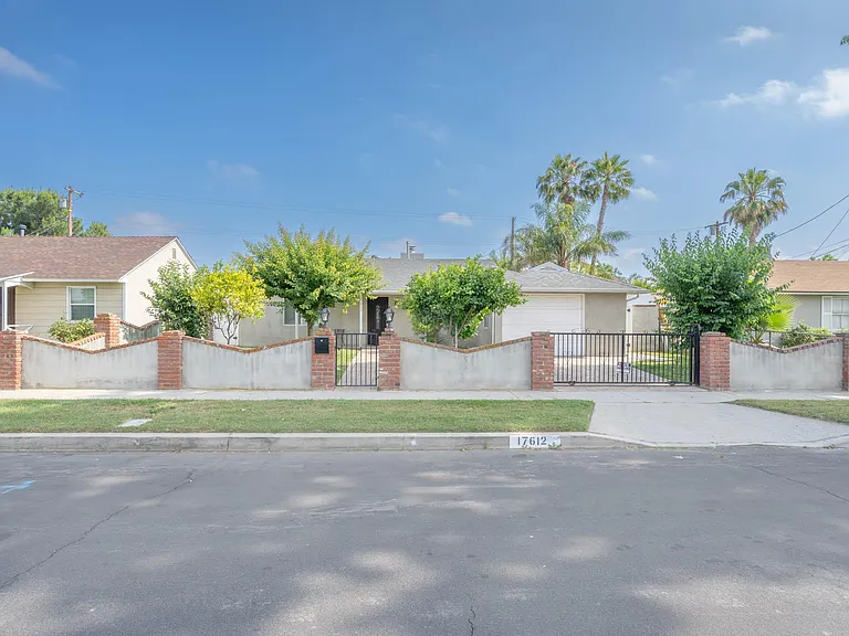 17612 Covello St — Photo 5