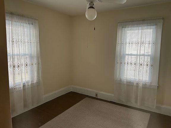 5th image of 121 Hope St #2