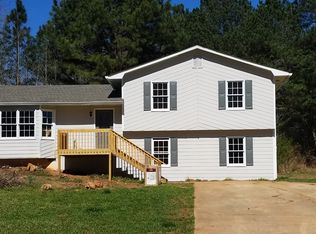 305 Freestone Dr, Newnan, GA 30265