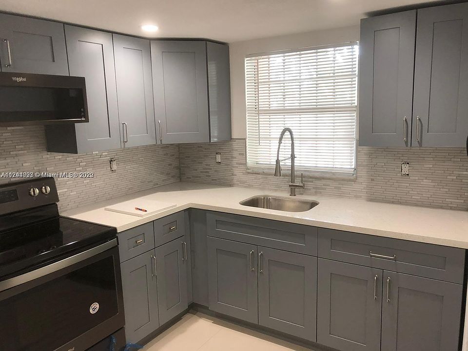 1st image of 1111 NW 19th Ave #20