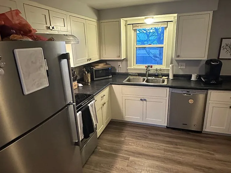 58-66 Pleasant Ave — Photo 26