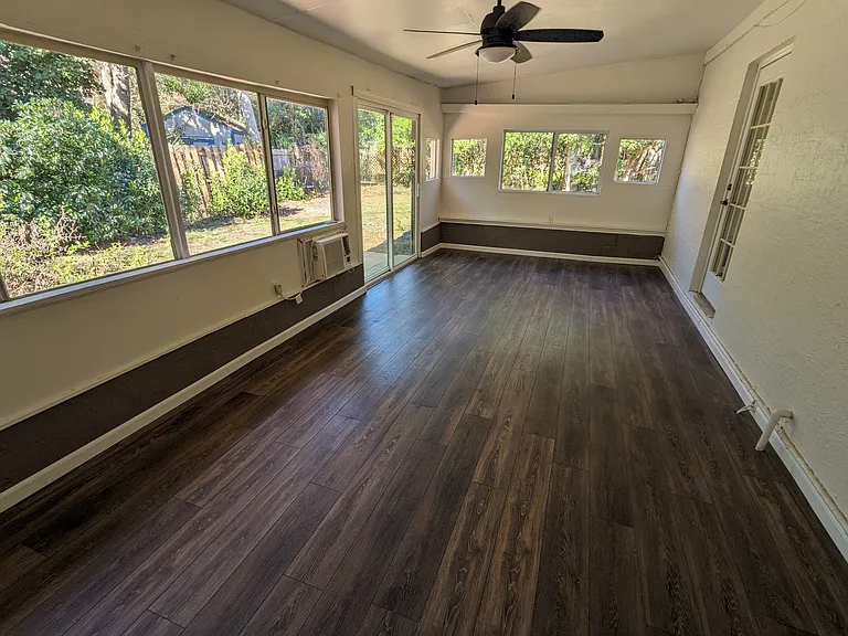 4038 NW 13th Ave — Photo 11