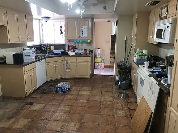 4th image of 4311 W Sandra Cir