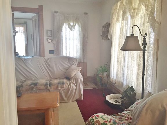 5th image of 127 N Grant St