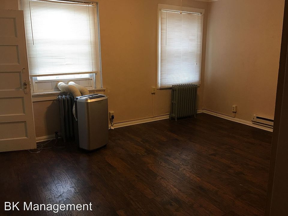 1st image of 201 E Pike St APT 32