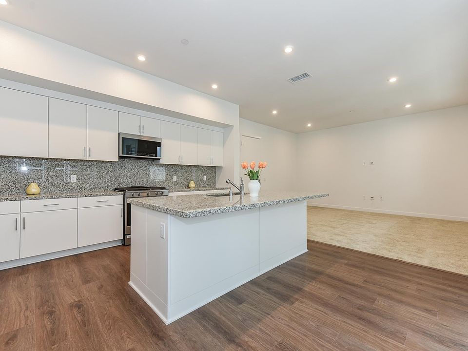 1st image of 1510 S Urbana St #1510