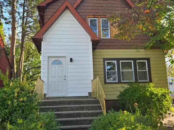 298 Farrant Ter Unit 1, Teaneck, NJ 07666