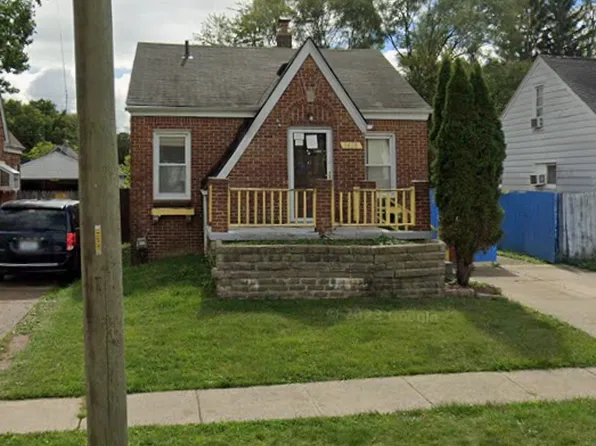 8428 Republic Ave, Warren, MI 48089