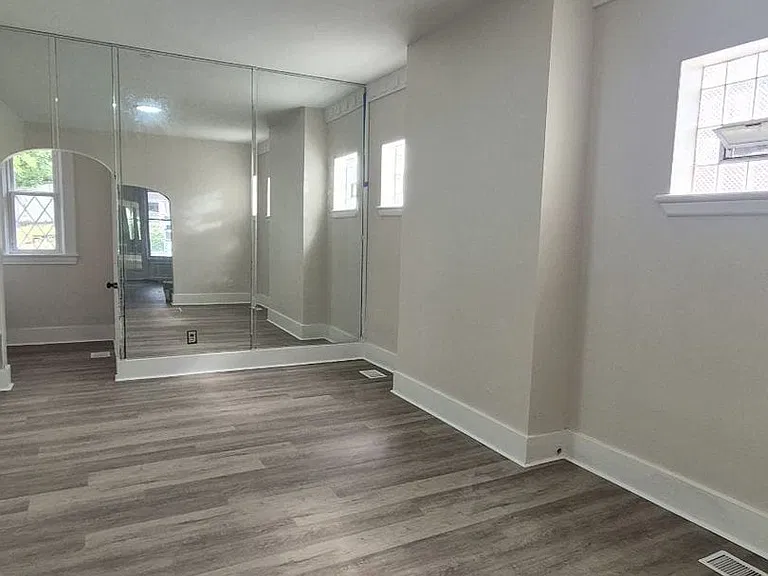 729 Hill Ave — Photo 10