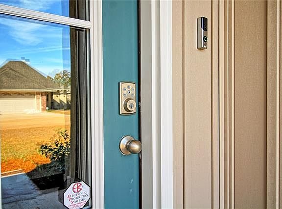 4th image of 28443 Evangeline Ln