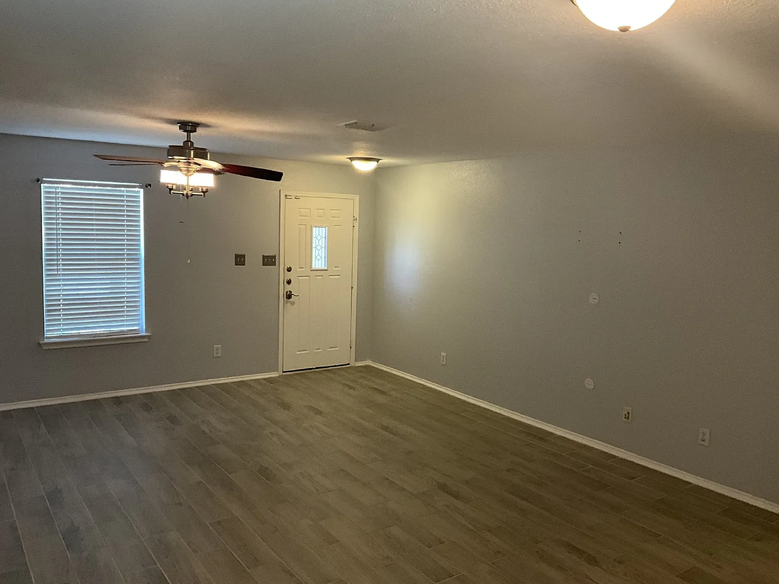3 bed, 2.0 bath, 1710 sqft, $1,850 — Photo 4