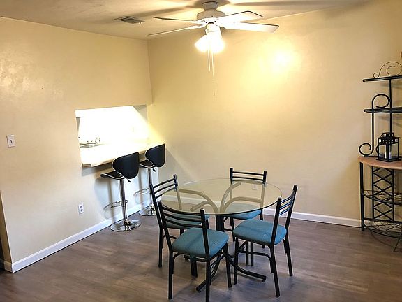 5th image of 1317 Airport Dr APT F11