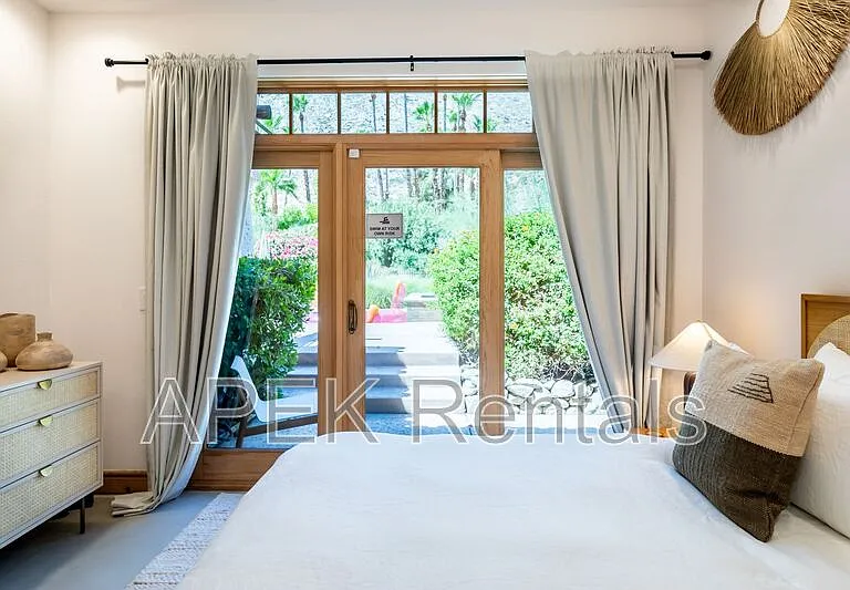 690 W Linda Vista Dr — Photo 4