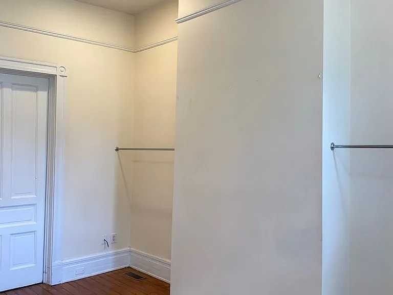 1609 W Grace St — Photo 14
