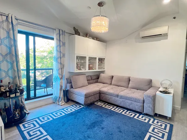 2820 Avenue Z image 6 of 16