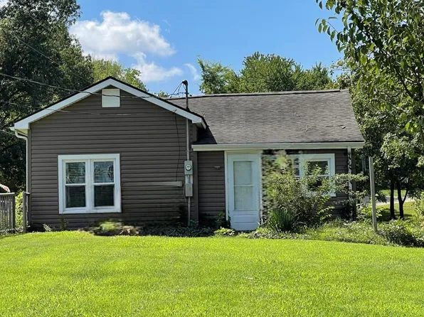 40 Beech Hollow Rd, Harrisburg, IL 62946