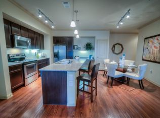 7145 Reading Rd APT 204, Rosenberg, TX 77471