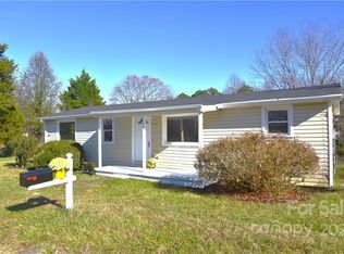 458 Kimmon Rd, Harmony, NC 28634