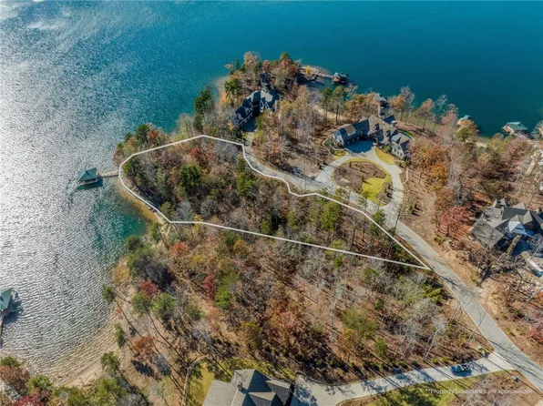 415 Waterscape Dr, Six Mile, SC 29682