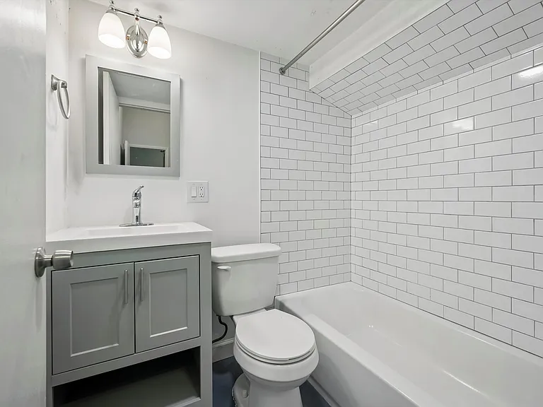 2034 Mount Vernon St #2FF — Photo 7
