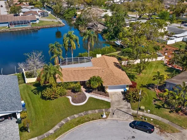 2142 Ibis Dr, Clearwater, FL 33764