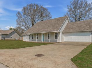 1907 Cloverdale St, Paragould, AR 72450