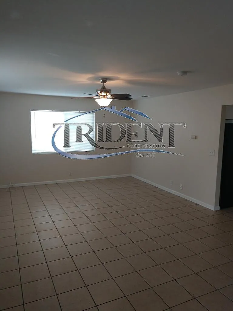 3 bed, 1.5 bath, $1,575 — Photo 3