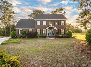 513 Captains Pl, Fayetteville, NC 28311