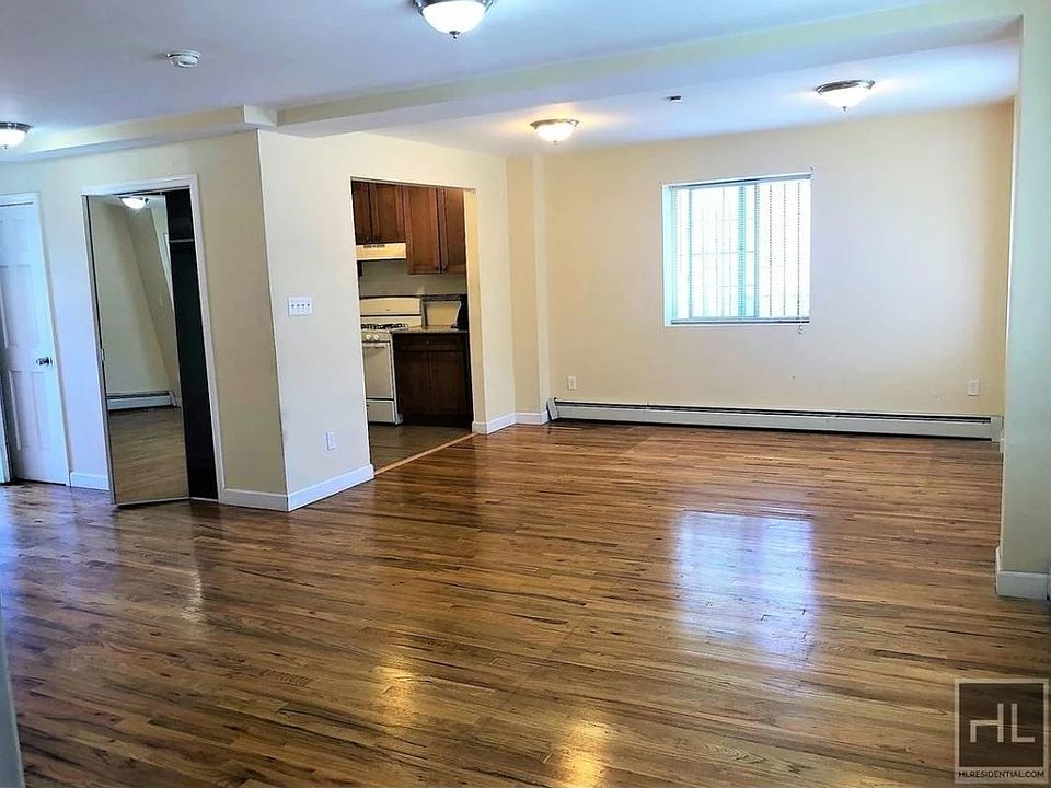 1st image of 869 E 95th St Floor 1