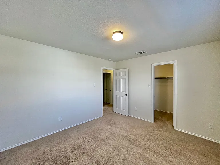 304 W Orion Dr — Photo 40