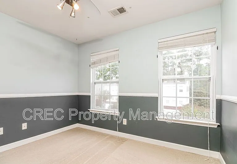 3533 Claremont St — Photo 19