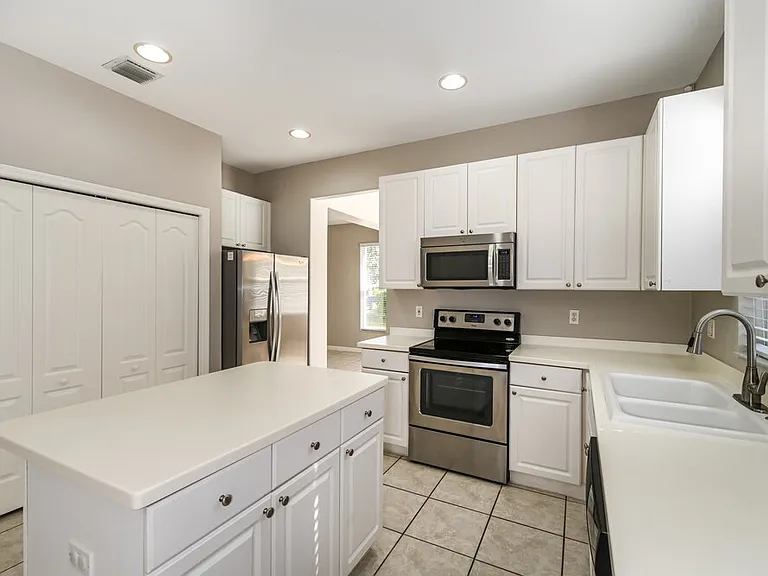 8976 Cypress Preserve Pl — Photo 9