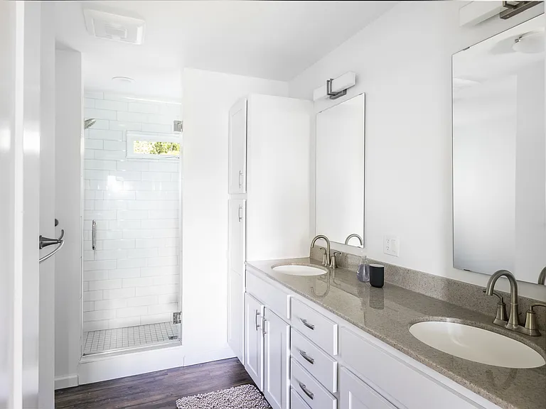 617 Old Montauk Hwy — Photo 14