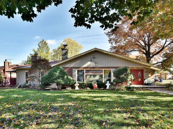 807 Dennis Dr, Bensenville, IL 60106