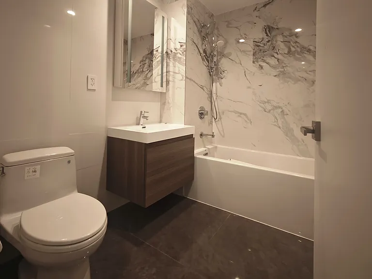 41-14 27th St #7A — Photo 12