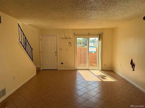 4th image of 8770 Rainbow Avenue #1