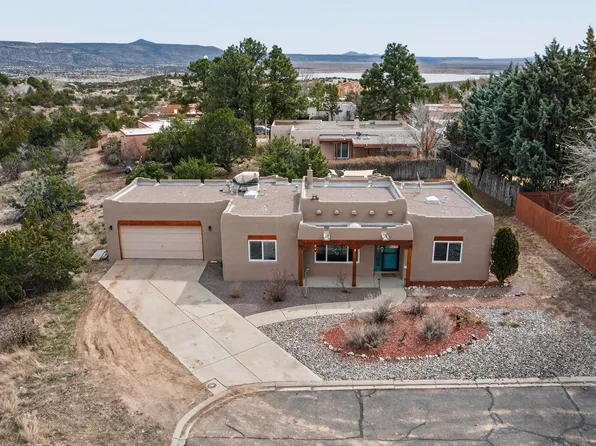 6626 Shkamarayu Pl, Rio Rancho, NM 87083