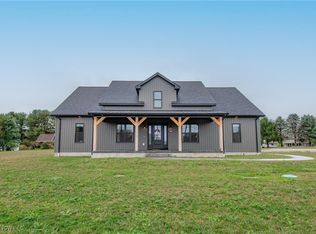 49981 N Park Cir, East Liverpool, OH 43920