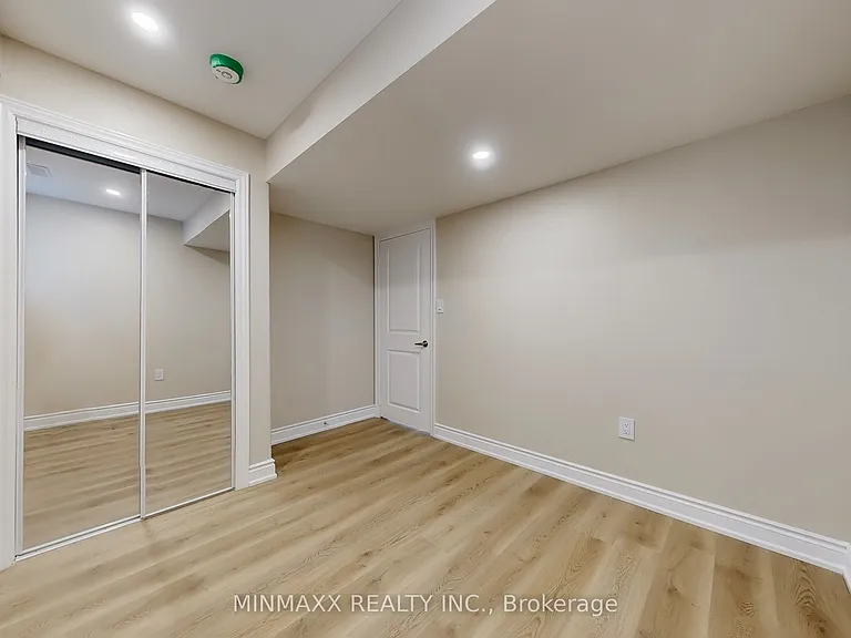 465 Thornborrow Ct — Photo 24