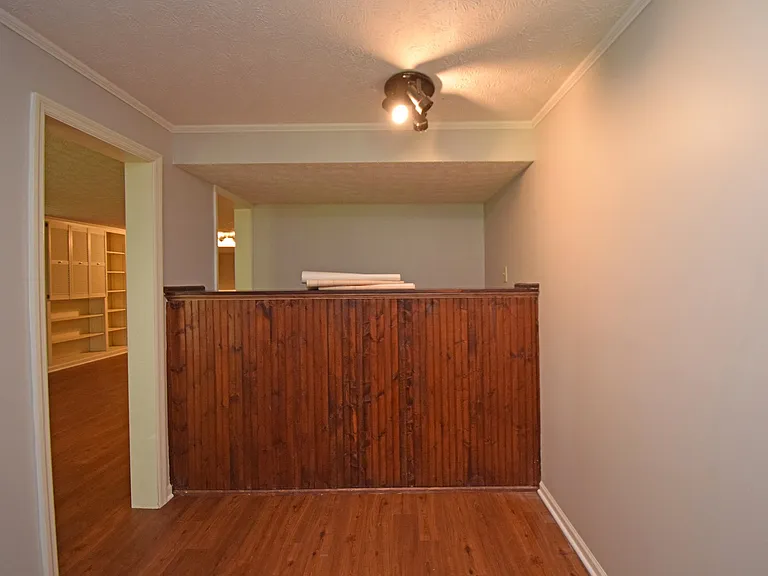 6490 Glenarbor Dr — Photo 34