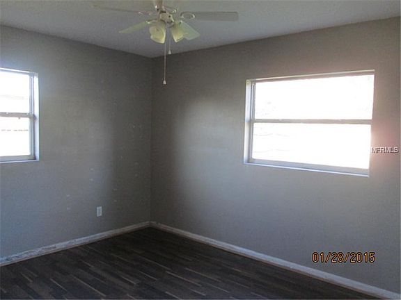 4th image of 1703 Hollis Dr