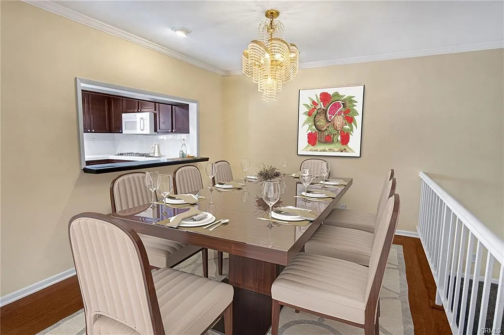 3 bed, 1631 sqft, $4,050 — Photo 1
