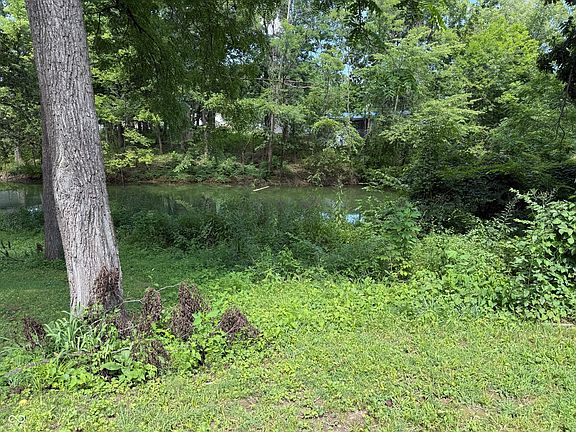 5th image of 40 Lazy River Rd
