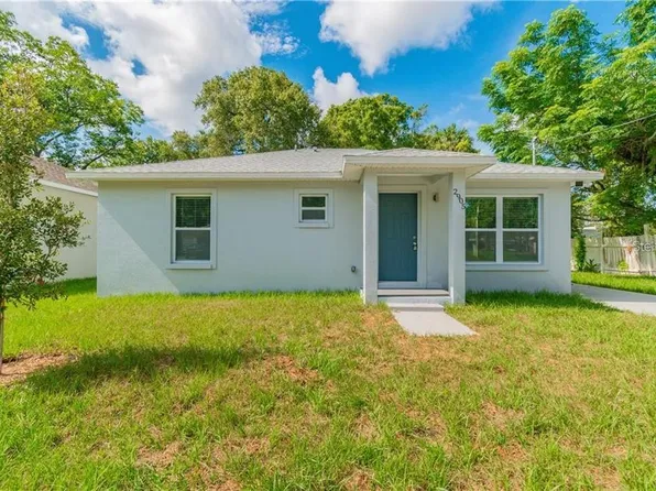 3201 E Cayuga St, Tampa, FL 33610