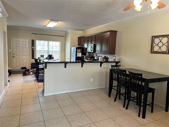 2nd image of 123 Forest Dr
