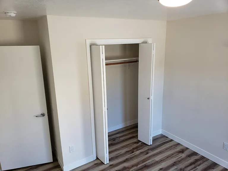 212 N Dyckman St #2 — Photo 18