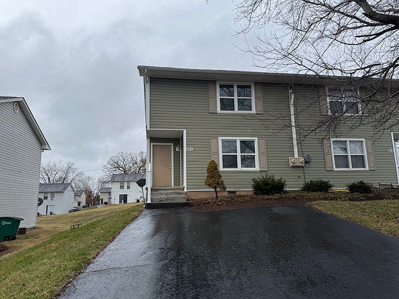 1st image of 520A Rainbow St #A
