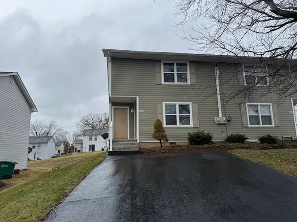 520A Rainbow St #A, Christiansburg, VA 24073